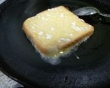 A picture of step 5 of French cream cheese slice.