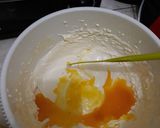 Foto langkah ke 2 dari resep Basic Cup Cake.