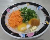 Foto langkah ke 1 dari resep Martabak Telur Kulit Lumpia.