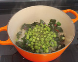Foto del paso 3 de la receta: Guiso de legumbres y acelgas con bonito de bahía