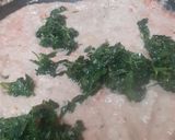A picture of step 4 of Methi Matar Malai in White Gravy.