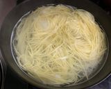 酸菜肉絲麵的食譜步驟1照片