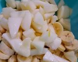 A picture of step 1 of Tango chutney fruit chat 🍌🍎🍓.