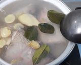 Foto langkah ke 3 dari resep Kakap kuah asam pedas.