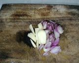 Foto langkah ke 2 dari resep Sayur Bening Labu dan Gambas.