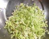 A picture of step 1 of Cabbage Maggi Wraps.