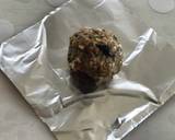 Healthy oat bites or ladoo recipe step 3 photo