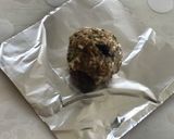 A picture of step 3 of Healthy oat bites or ladoo.