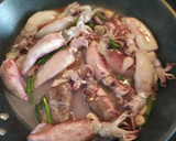 Foto del paso 4 de la receta: Arroz con calamares y espárragos