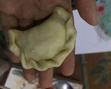 Foto langkah ke 8 dari resep Pastel Mini Isi Abon Renyah.