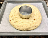 Foto del paso 6 de la receta: Roscón de reyes relleno con frutas confitadas y nata “sin gluten “