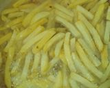 Foto del paso 2 de la receta: Hamburguesa con papas fritas