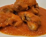 Foto del paso 6 de la receta: Jamoncitos de pollo con salsa de pimientos y tomate