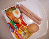 Foto langkah ke 1 dari resep Sosis ayam gulung mie.