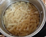 Foto del paso 1 de la receta: Pasta con tomate y albahaca