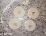 A picture of step 3 of Doughnuts.
