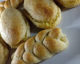 Foto langkah ke 8 dari resep Garlic Wheat Bread.