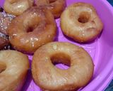 Foto langkah ke 4 dari resep SIMPLE DOGHNUT (Adonan Dasar Donat).
