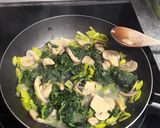 Foto del paso 1 de la receta Pasta verde con espinacas y champiñón