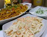 صورة لخطوة 2 من وصفة أرز بالجمبري والبازيلا‎خبز بالثوم وسلطة كول سول وزبادي