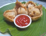 Foto langkah ke 7 dari resep Pangsit goreng ayam plus sayur.