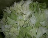 A picture of step 1 of Cabbage Huli.