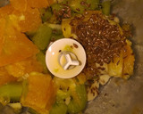 Foto del paso 4 de la receta: LICUADOS 1 2 3 🍒🍓🥝🍎🍌