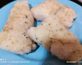 Foto del paso 5 de la receta: Cazuelita de merluza y langostinos