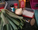 Foto del paso 1 de la receta: Pechuga de pollo con salsa de nata y puerros