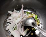 A picture of step 2 of Makhani macaroni.