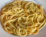 Hình bước làm 4 của món Mì Ý Bí Ngòi Tôm Phô Mai
