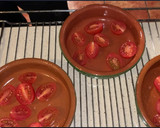 Foto del paso 1 de la receta: Cherrys con huevos al horno