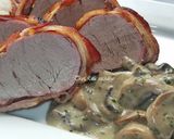 Baconos szűzpecsenye gombamártással recept fázis 5 fotója