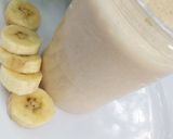 A picture of step 1 of Banana Smooth.