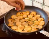 Foto del passaggio 7 della ricetta Petto d’anatra al Vino Rosso e Patate