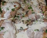 Foto del paso 5 de la receta: Pollo a la crema en planchetta de hierro