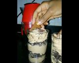 A picture of step 5 of Chocolate mousse parfait.