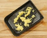 A picture of step 2 of Japanese Shrimp Toast or Hatoshi (ハトシの作り方) with gluten free option.