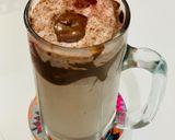 A picture of step 4 of Chocolate shake from chocolate chip ice-cream.
