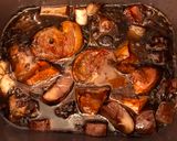 Foto del paso 11 de la receta: Mi rabito de novillo con salsa gravy de Malbec y verduras en cocción lenta -Slow Cook-