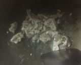 รูปขั้นตอนการทำที่ 2 ของ คะน้าฮ่องเต้ผัดน้ำมันหอยใส่หมู