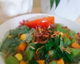 Foto langkah ke 4 dari resep Sup daun kelor.