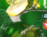 A picture of step 4 of Green ice soda💚گرین آٸس سوڈا💚.