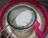 Foto langkah ke 3 dari resep Bolu susu panggang.