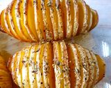 Une image de l'étape 3 de Pommes de terre Hasselback.
