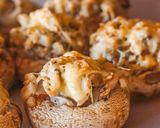 Foto del paso 4 de la receta: Champiñones rellenos de pollo y queso de cabra