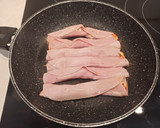 Foto del paso 2 de la receta: Rollitos de jamón con mozzarella y tomate