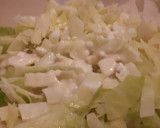 Foto del paso 8 de la receta: Ensalada de col con aderezo de lima, leche de coco y cacahuetes