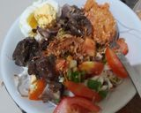 Foto langkah ke 5 dari resep Soto ceker dan tulang ayam.