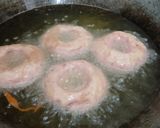 Foto langkah ke 5 dari resep Donat Ubi Ungu Tanpa Ulen.